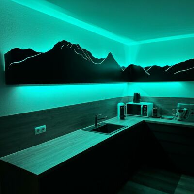 Küchenlampe mit LED Streifen in Türkis