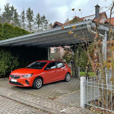 Carport freistehend mit Wellblech & Zaunanlage